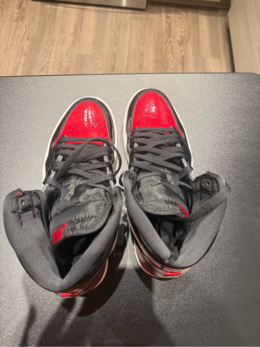 Nike Air Jordan 1 Retro High OG Black & Red Patent - Picture 6 of 11